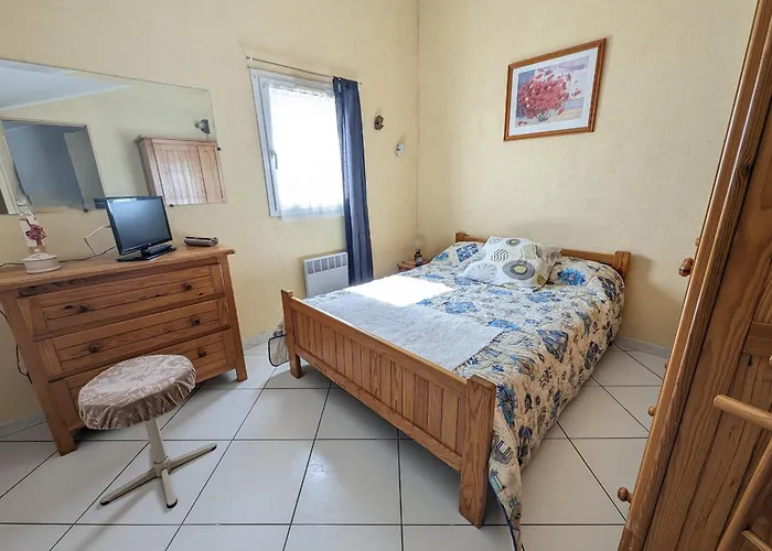 Villa T3 Spacieuse A - Jardin, Parking, A 900m De La Plage, Chien Admis - Fr-1-797-50 *