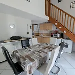 T3 Spacieuse A - Jardin, Parking, A 900m De La Plage, Chien Admis - Fr-1-797-50