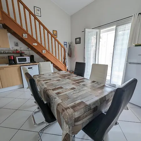 빌라 T3 Spacieuse A - Jardin, Parking, A 900m De La Plage, Chien Admis - Fr-1-797-50