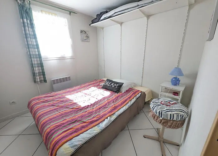 T3 Spacieuse A - Jardin, Parking, A 900m De La Plage, Chien Admis - Fr-1-797-50 포르트라누벨